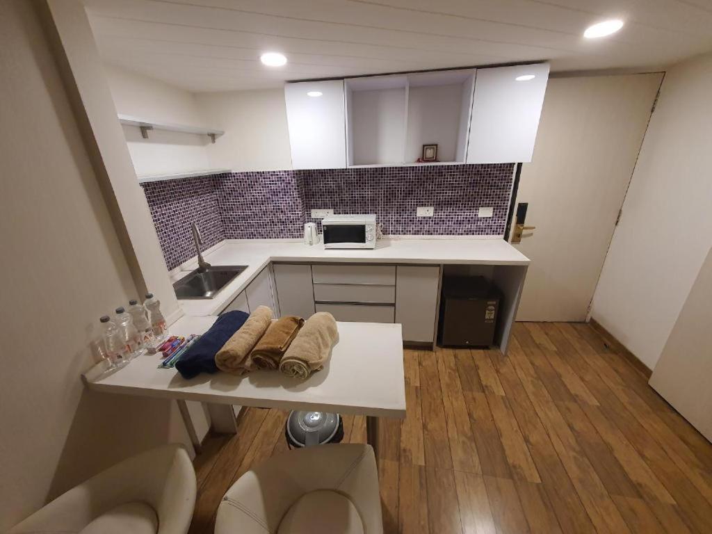 Homestays At Rajhans Belliza Near Airport Surat Dış mekan fotoğraf